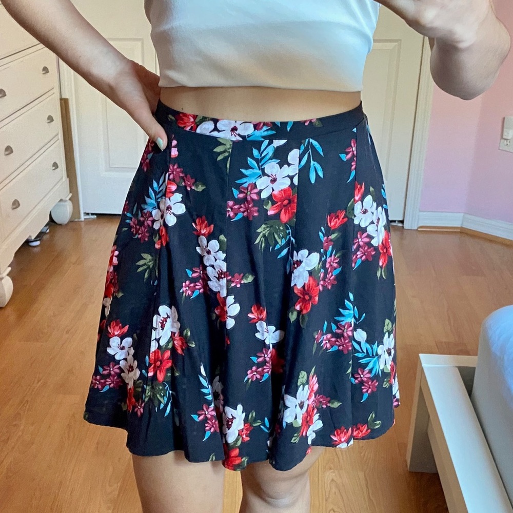Hollister skirt